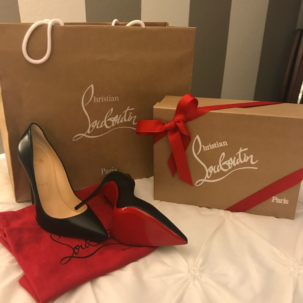 Black Christian Louboutin “So Kate” pumps.  Size 39 (9 US). Heel height: 120MM.